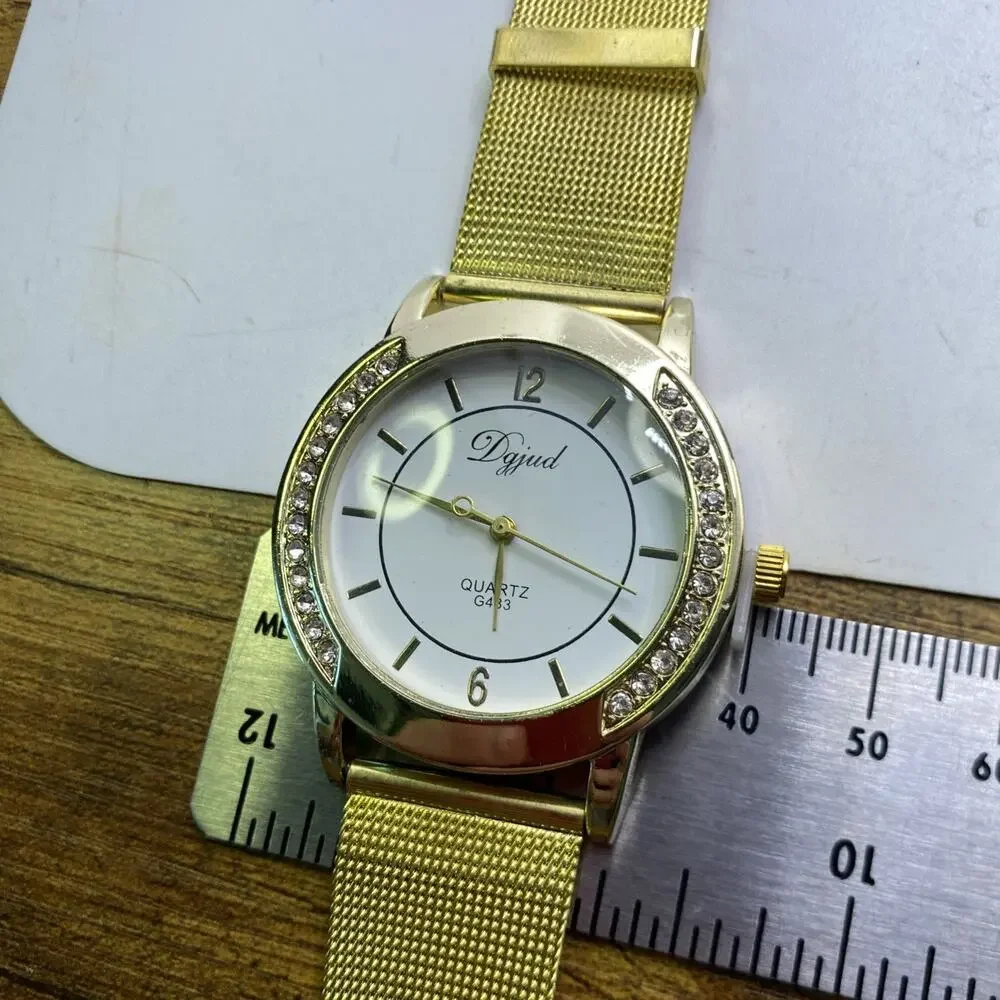 Rhinestone Womens Gold Tone Quartz Fashion Watch Works New Battery New!